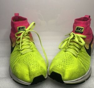 Nike 👟 Zoom Pegasus Runners With Sock Style Fit 🧦Women | Size 7 🤗